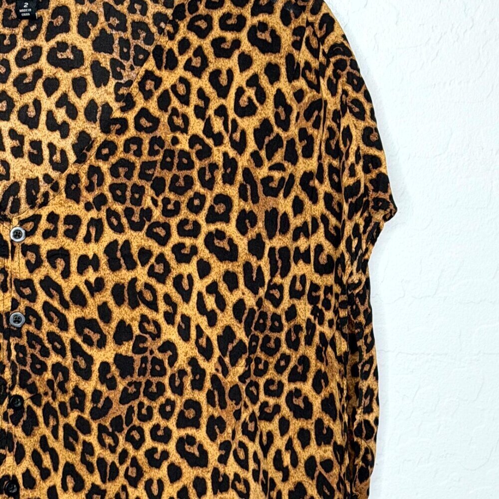 Torrid Leopard Prin Challis Button Tie Dront Top 2 2X 18/20 - Picture 4 of 7